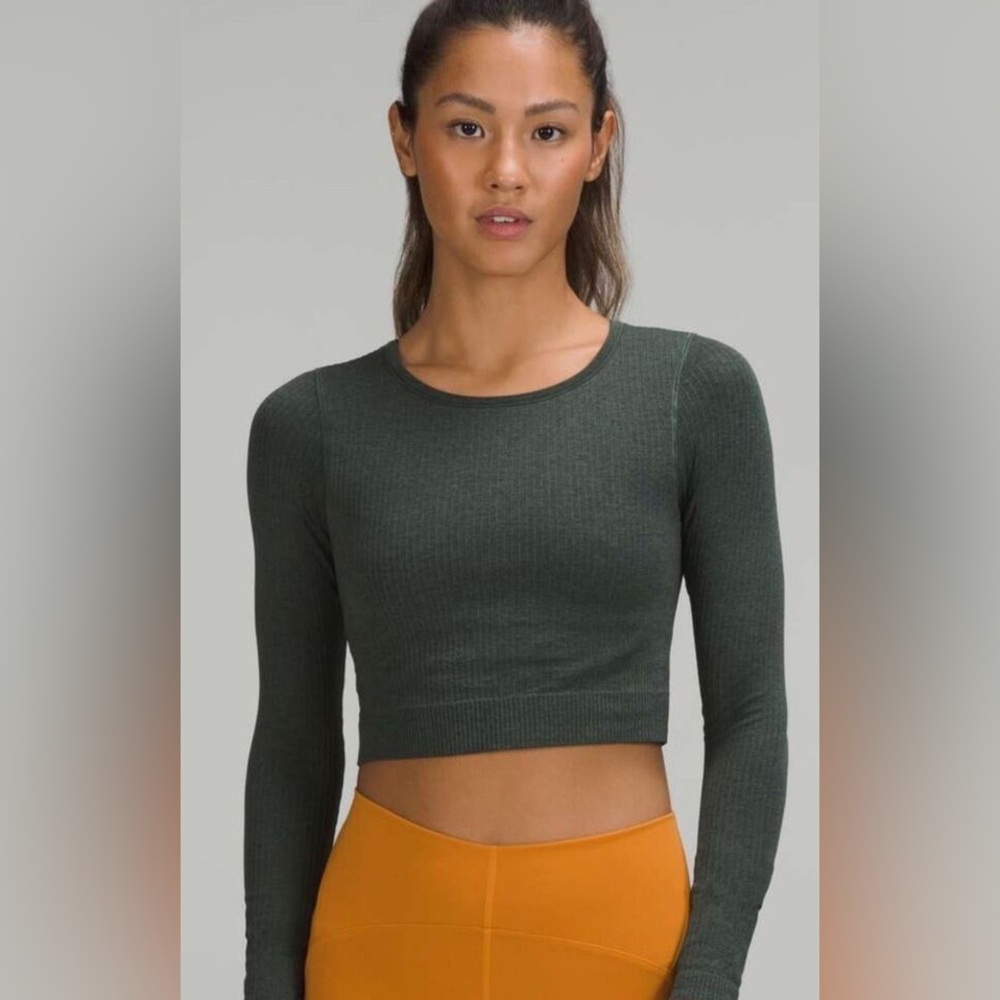 Lululemon ebb to street cropped long sleeve top